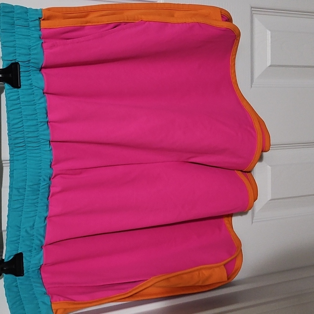 Colorful Short Set - Picture 3 of 4